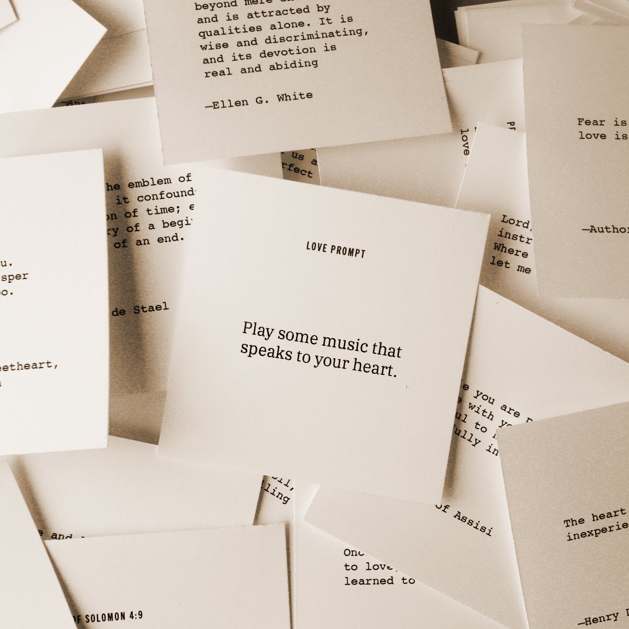 365 Love Notes: Daily Bible Verses, Christian Quotes &amp; Faith-Filled Affirmations About Love