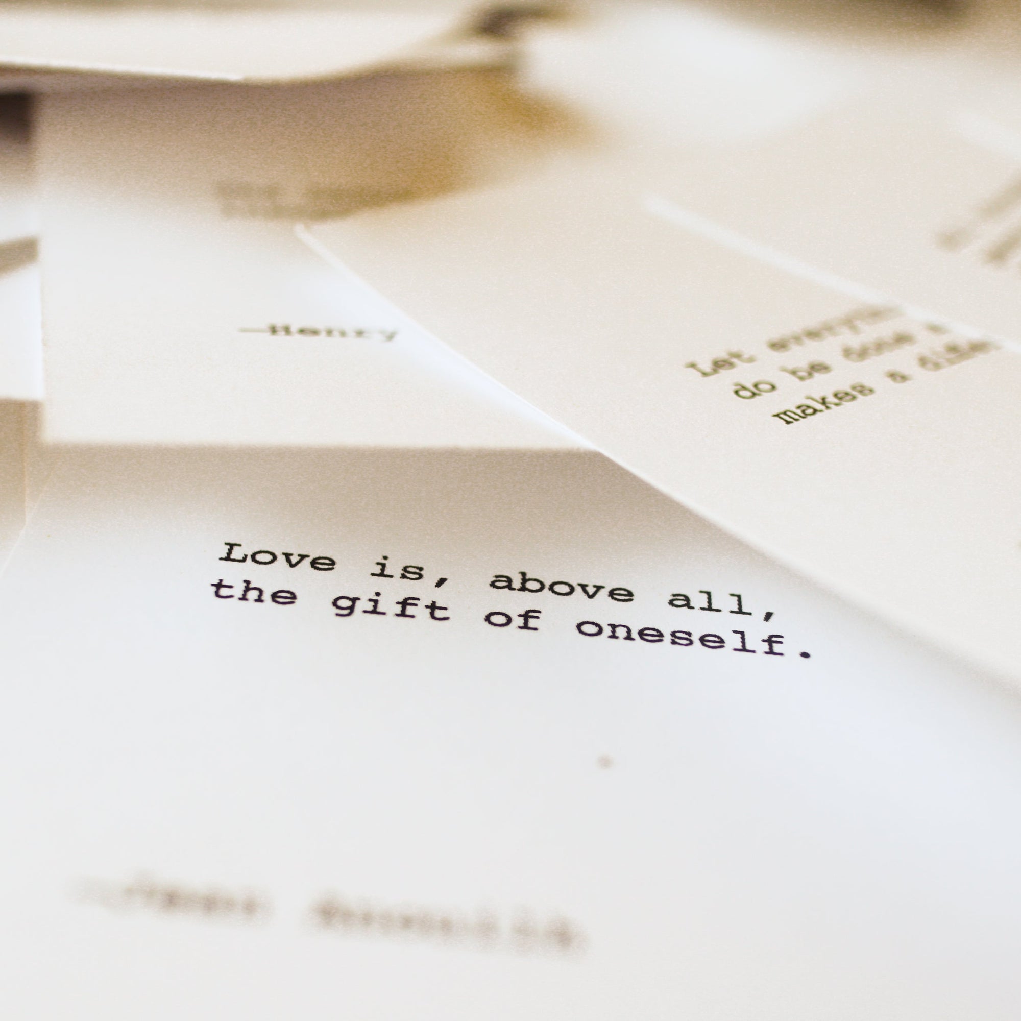 365 Love Notes: Daily Bible Verses, Christian Quotes &amp; Faith-Filled Affirmations About Love