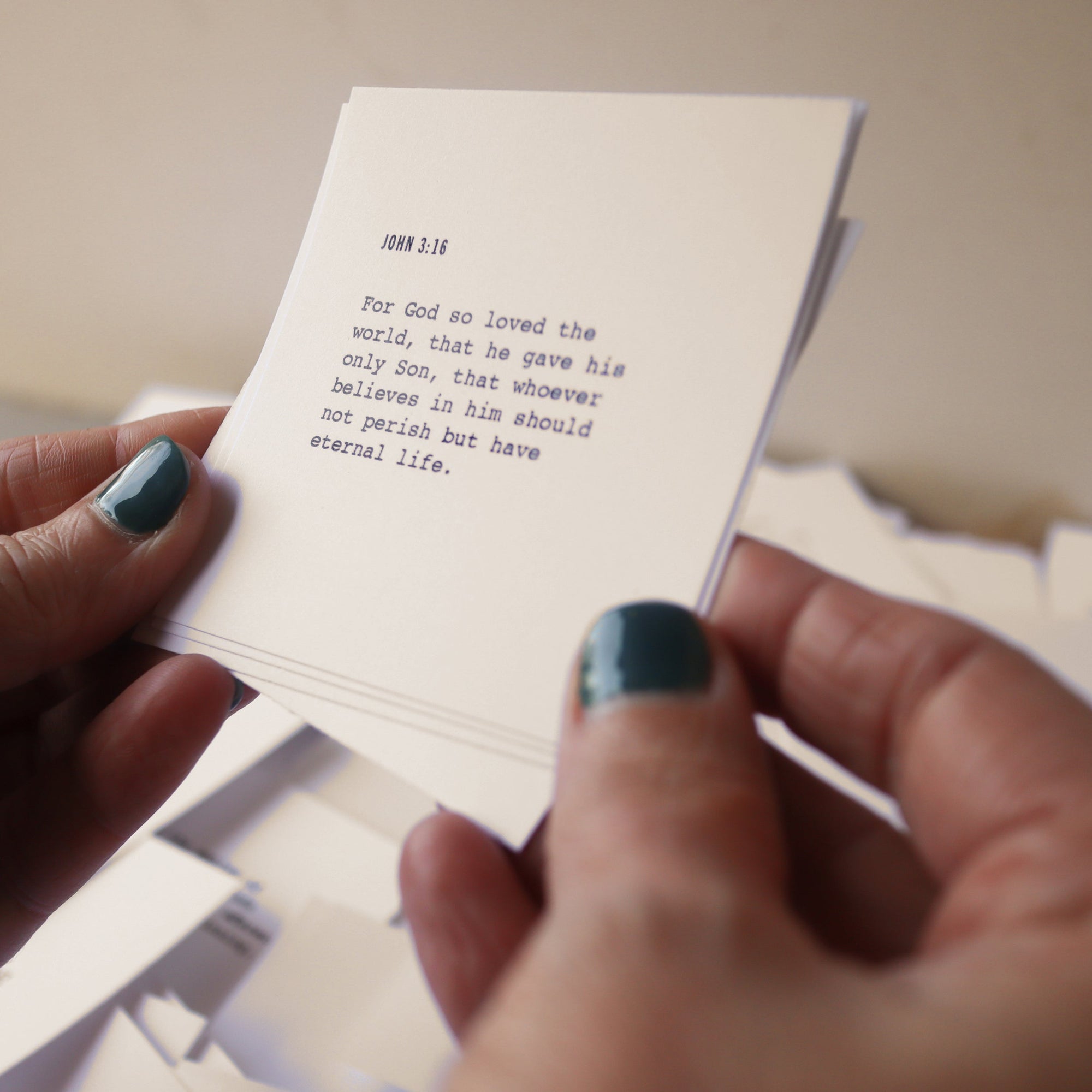 365 Love Notes: Daily Bible Verses, Christian Quotes &amp; Faith-Filled Affirmations About Love