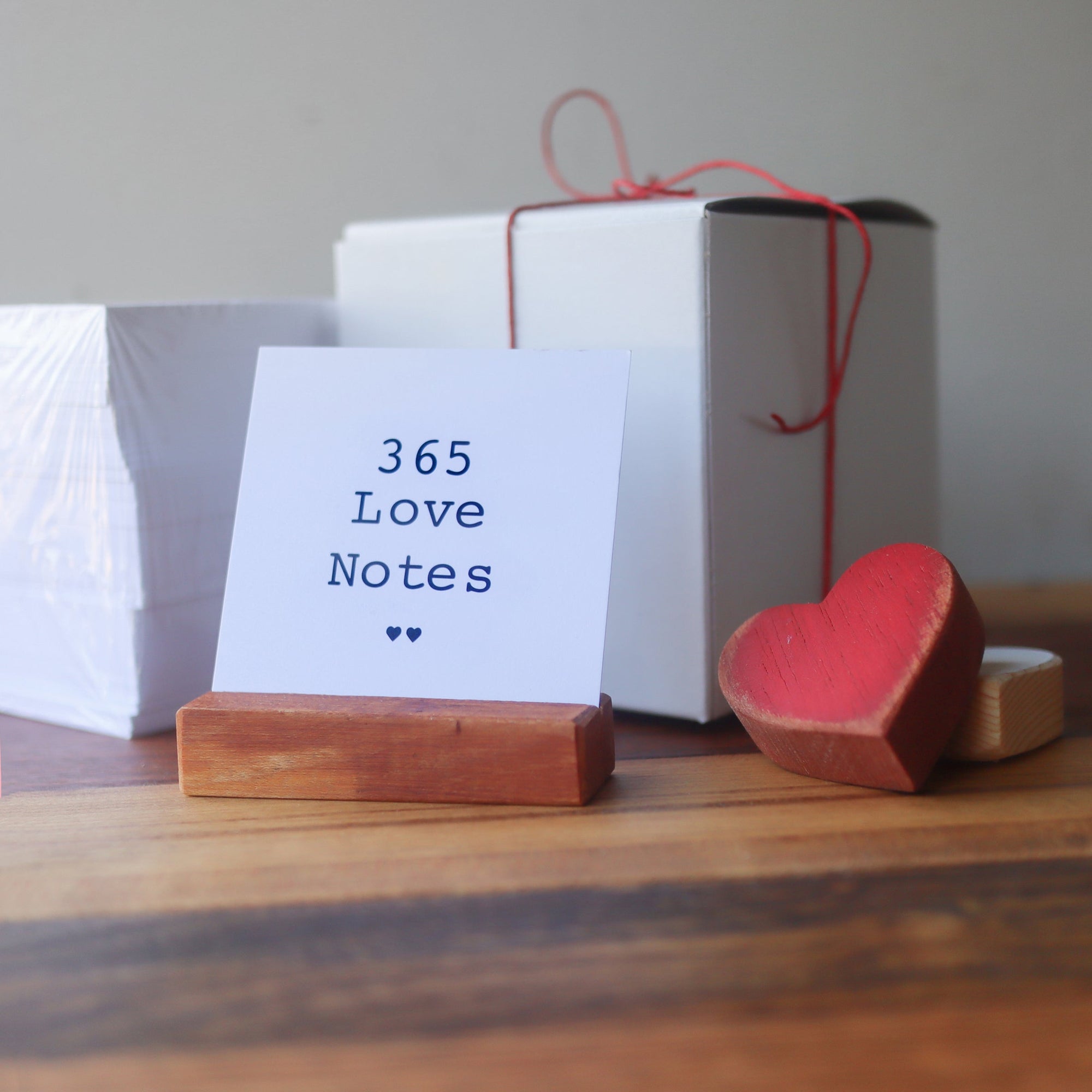 365 Love Notes: Daily Bible Verses, Christian Quotes &amp; Faith-Filled Affirmations About Love